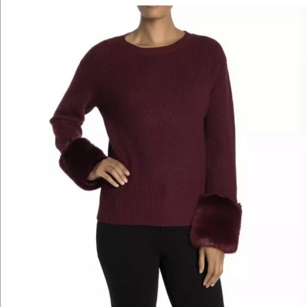 NWT Love Token Sweater Faux Fur Cuffs